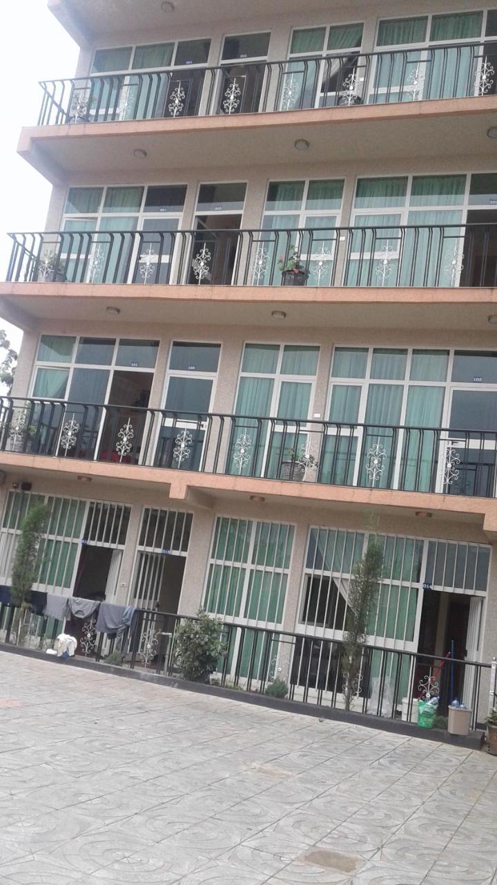 Caron Pension Bahir Dar Dış mekan fotoğraf