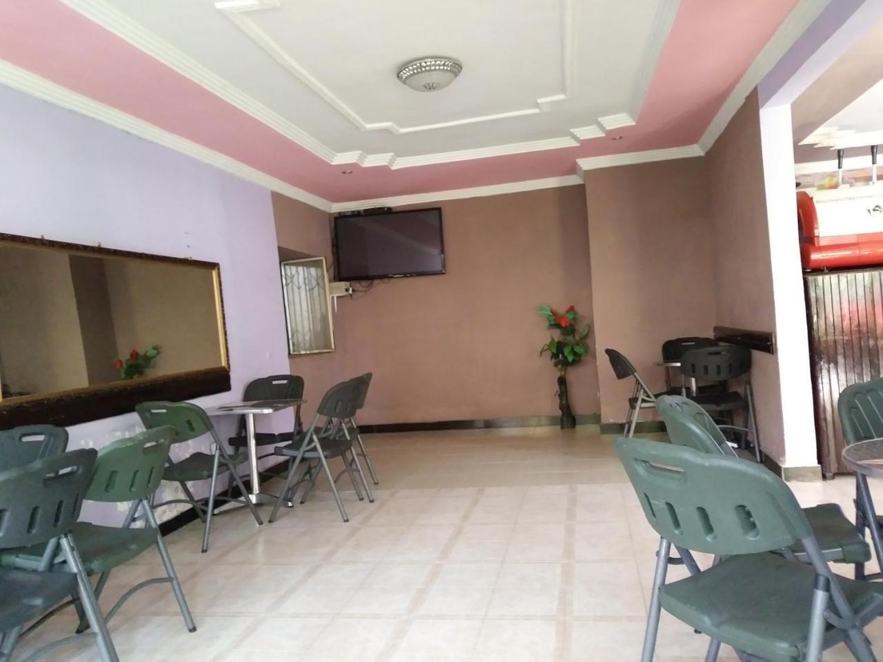 Caron Pension Bahir Dar Dış mekan fotoğraf