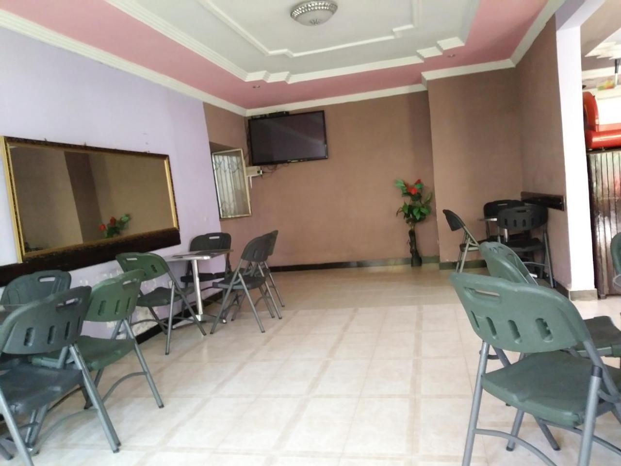 Caron Pension Bahir Dar Dış mekan fotoğraf