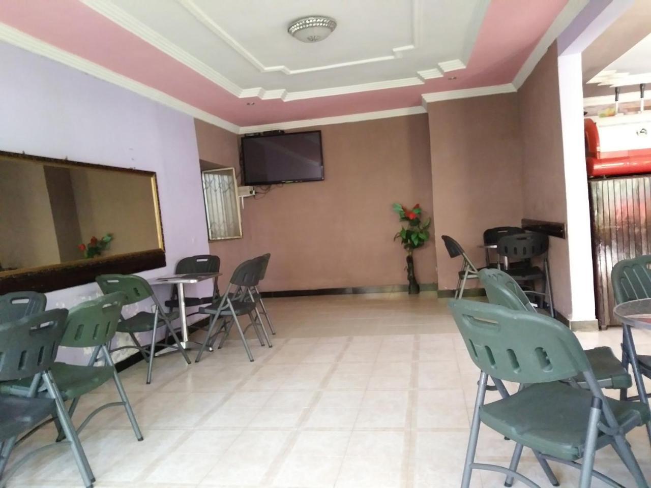 Caron Pension Bahir Dar Dış mekan fotoğraf